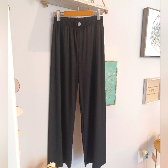 Black wide leg pants - Picture 8 of 11